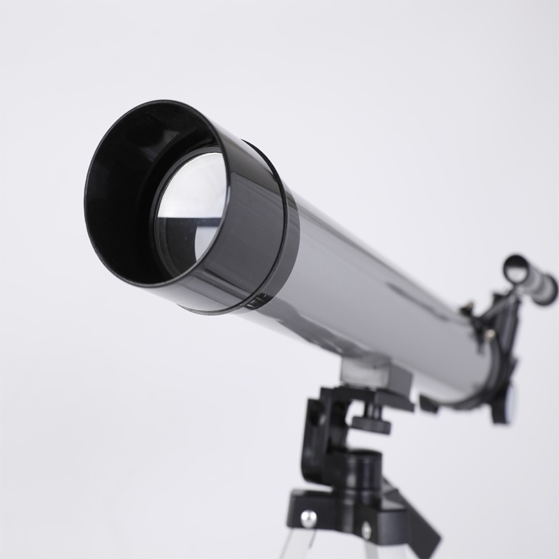 天文望遠(yuǎn)鏡，折射式天文望遠(yuǎn)鏡